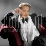 28-04-2004 Tony Neef in Amsterdam, by order of Stage-entertainment. April 28, 2004.

[keywords]Posed, Sofa[/keywords]